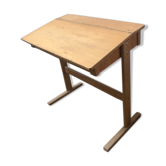 Child's desk
