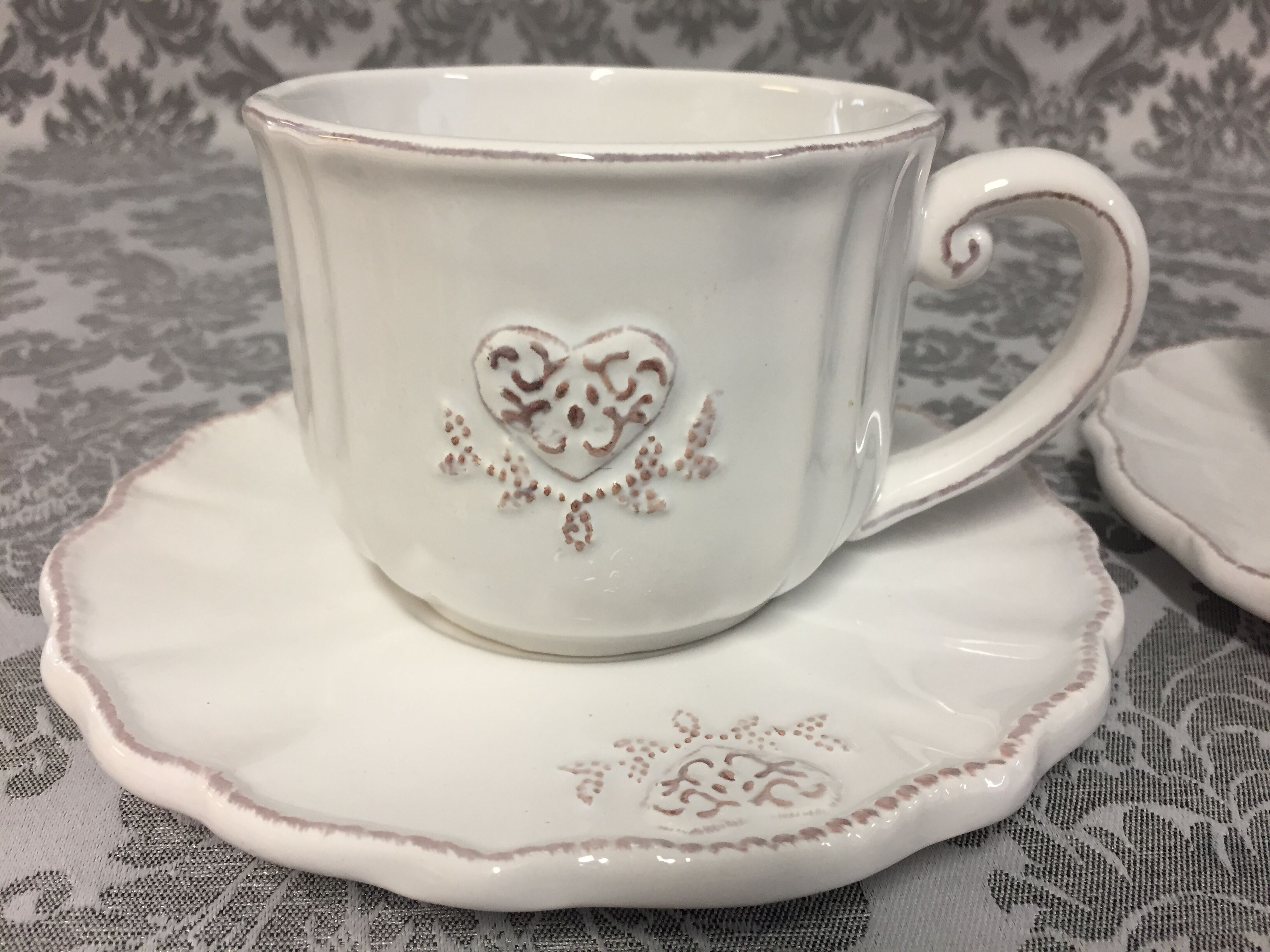 Fine earthenware set head-to-head cups heart tray