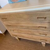 Vintage chest of drawers in wood and golden brass handles