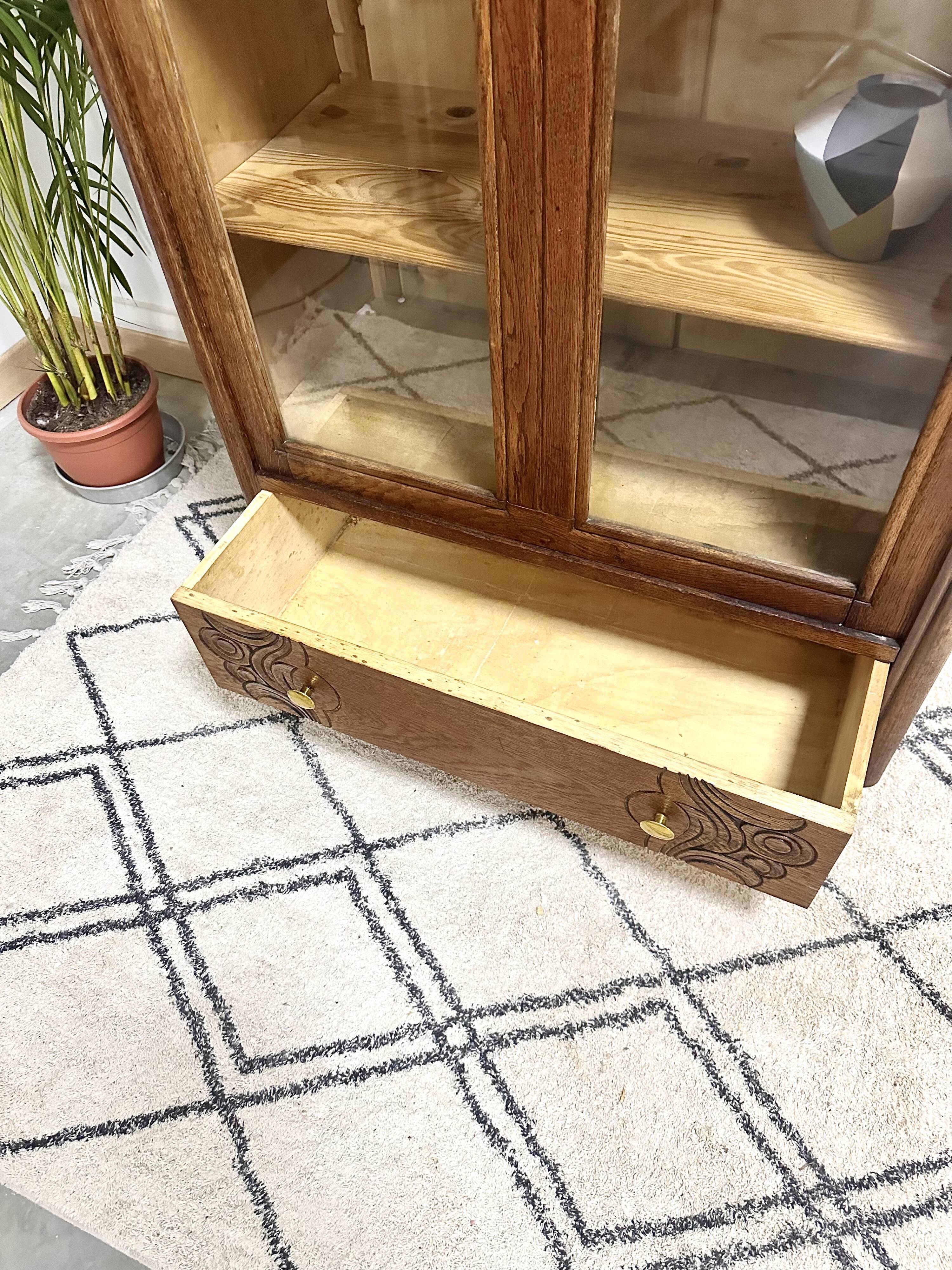 Glazed Parisian wardrobe