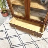 Armoire parisienne vitrée