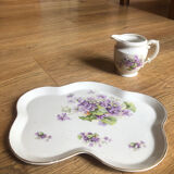 Plat à gâteau et pot à lait porcelaine motif violettes