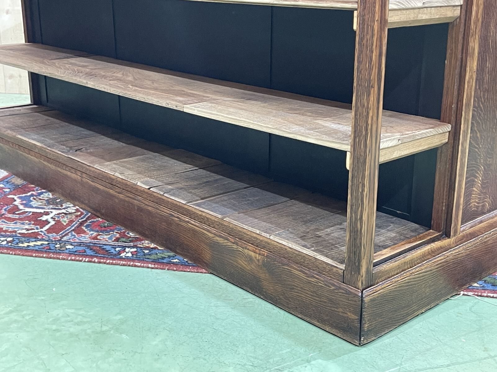 Oak store counter from the 1930s