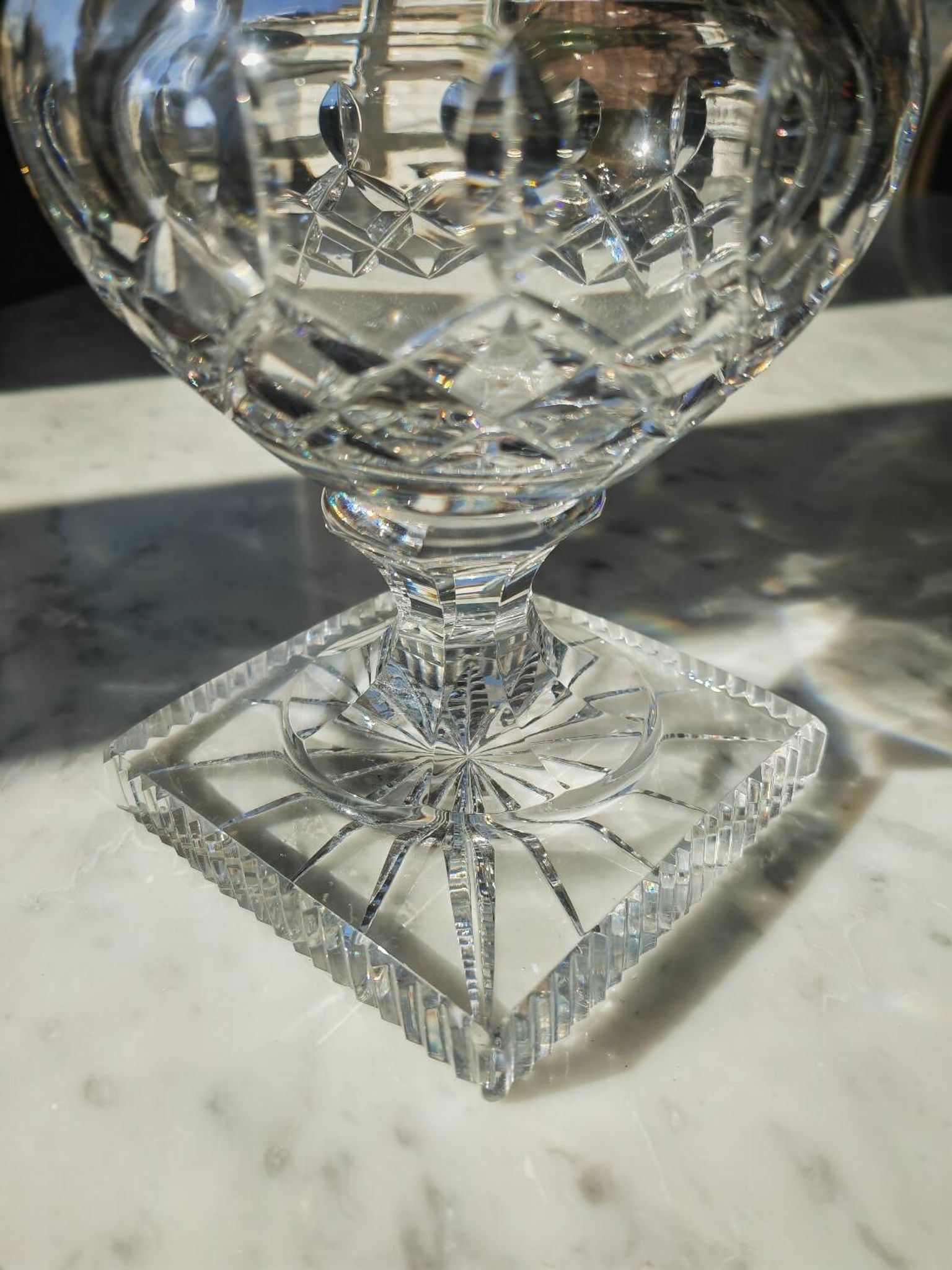 Vase medicis en cristal taillé