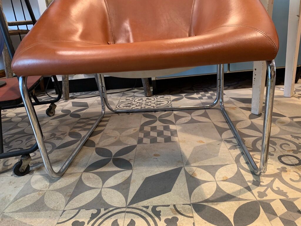 Vintage design armchair