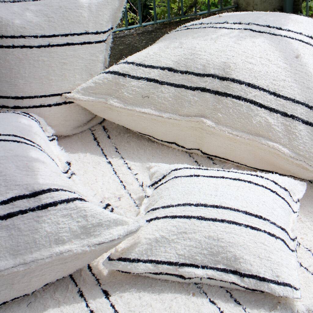 Housse de pouf artisanal en coton recyclé tissé main