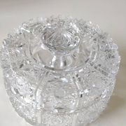 Round crystal bonbonnière, cut Bohemian style. Star patterns. Diameter 15 cm.