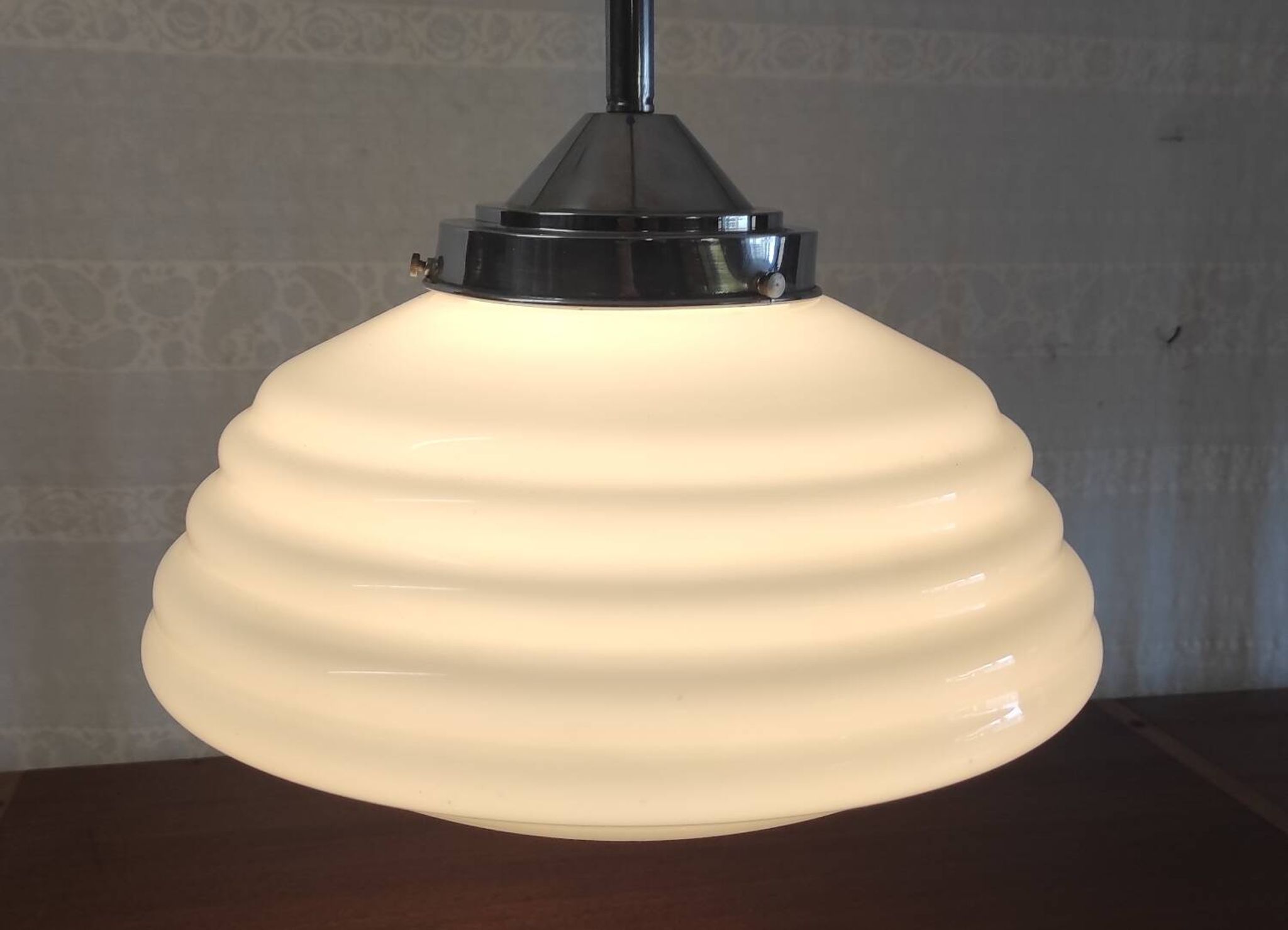 Bauhaus pendant light in chrome metal and opaline globe - 1950s