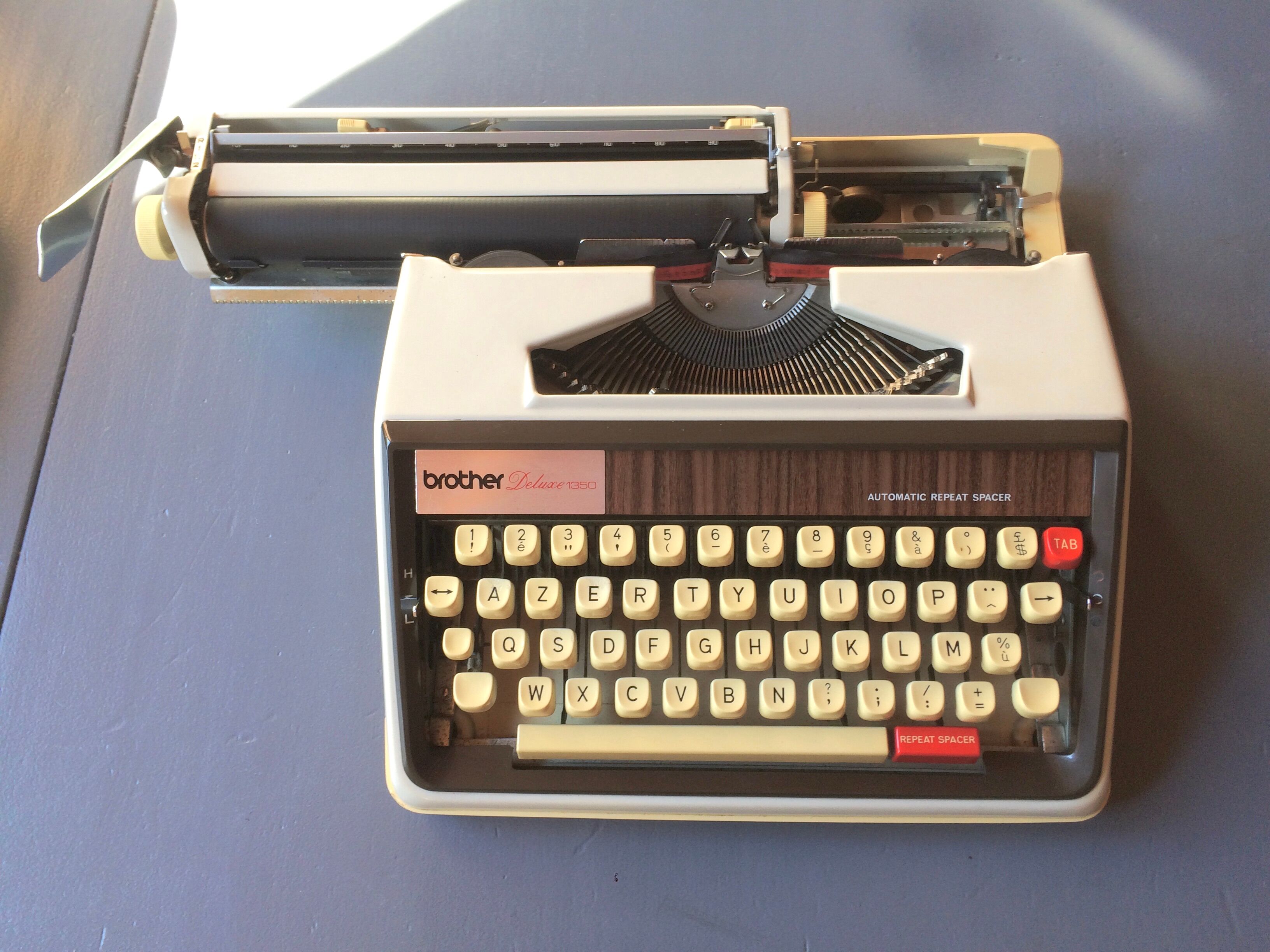 TYPEwriter BROTHER 1972 Deluxe 1350