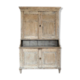 Swedish Cabinet into two parts with rosette