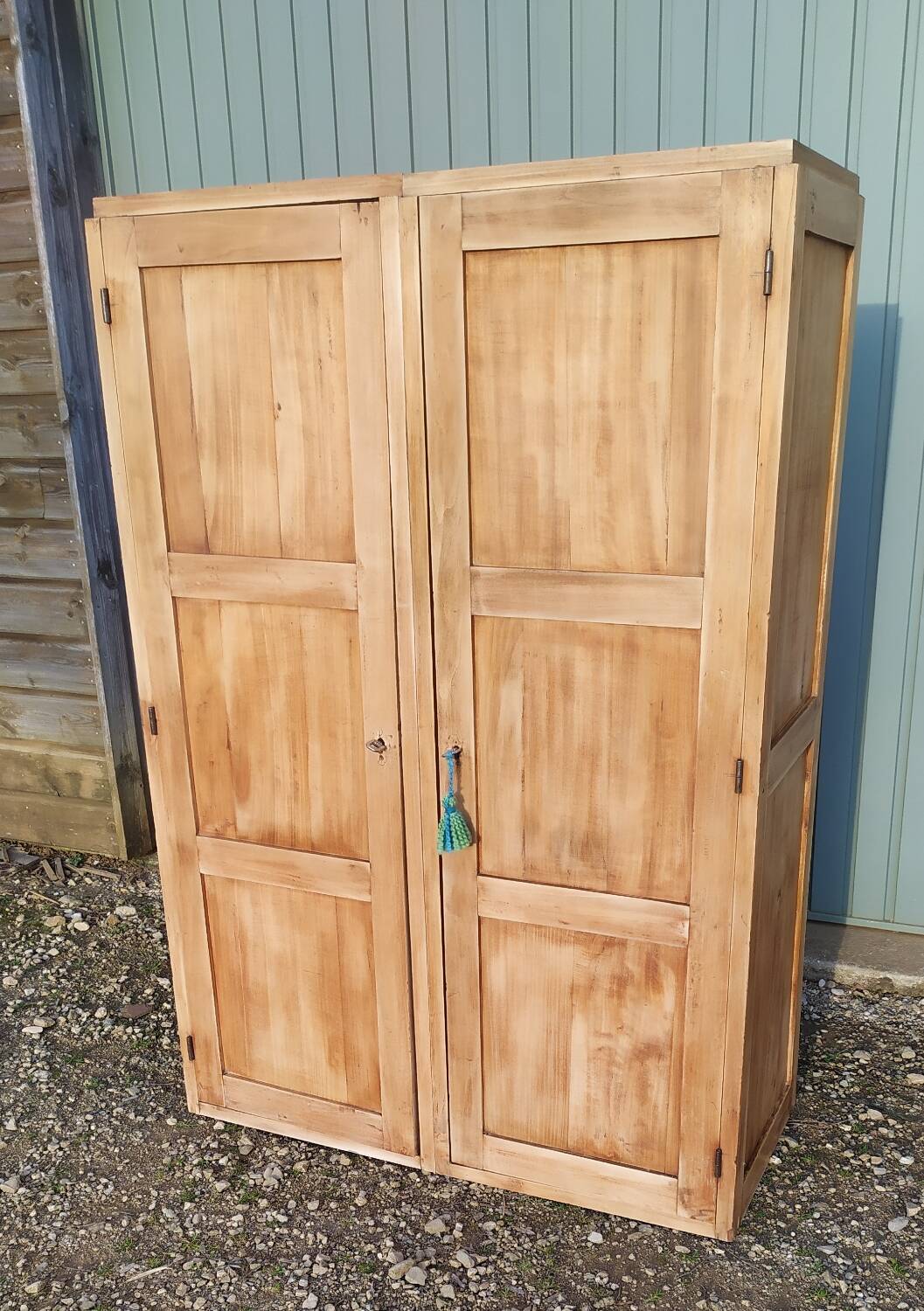 High sideboard cabinet