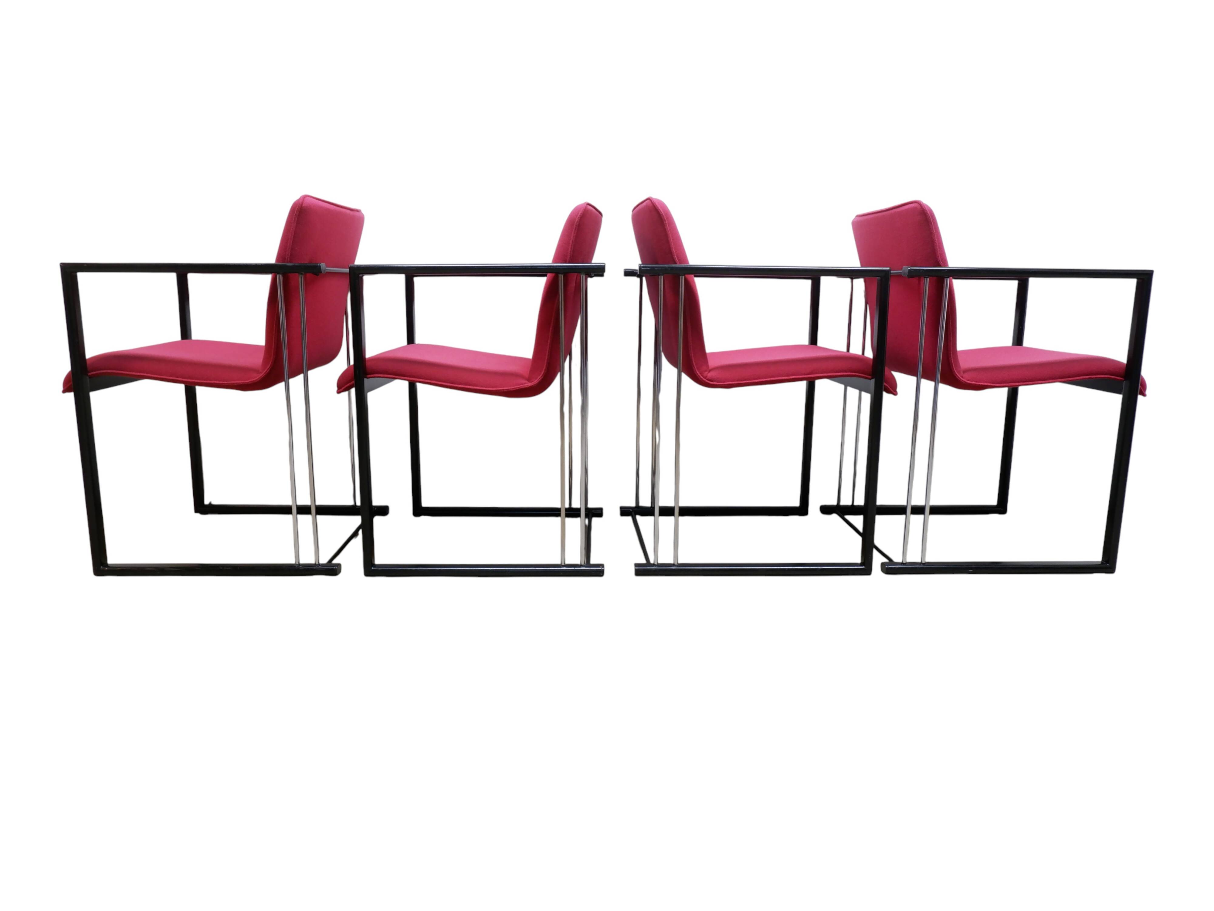 Set of 4 vintage dining chairs, 1980s