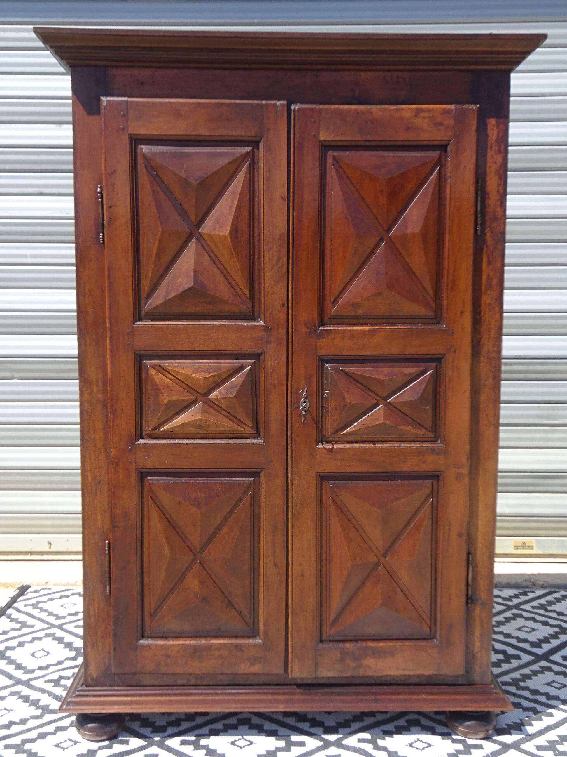 Antique Louis XIII wardrobe, diamond points