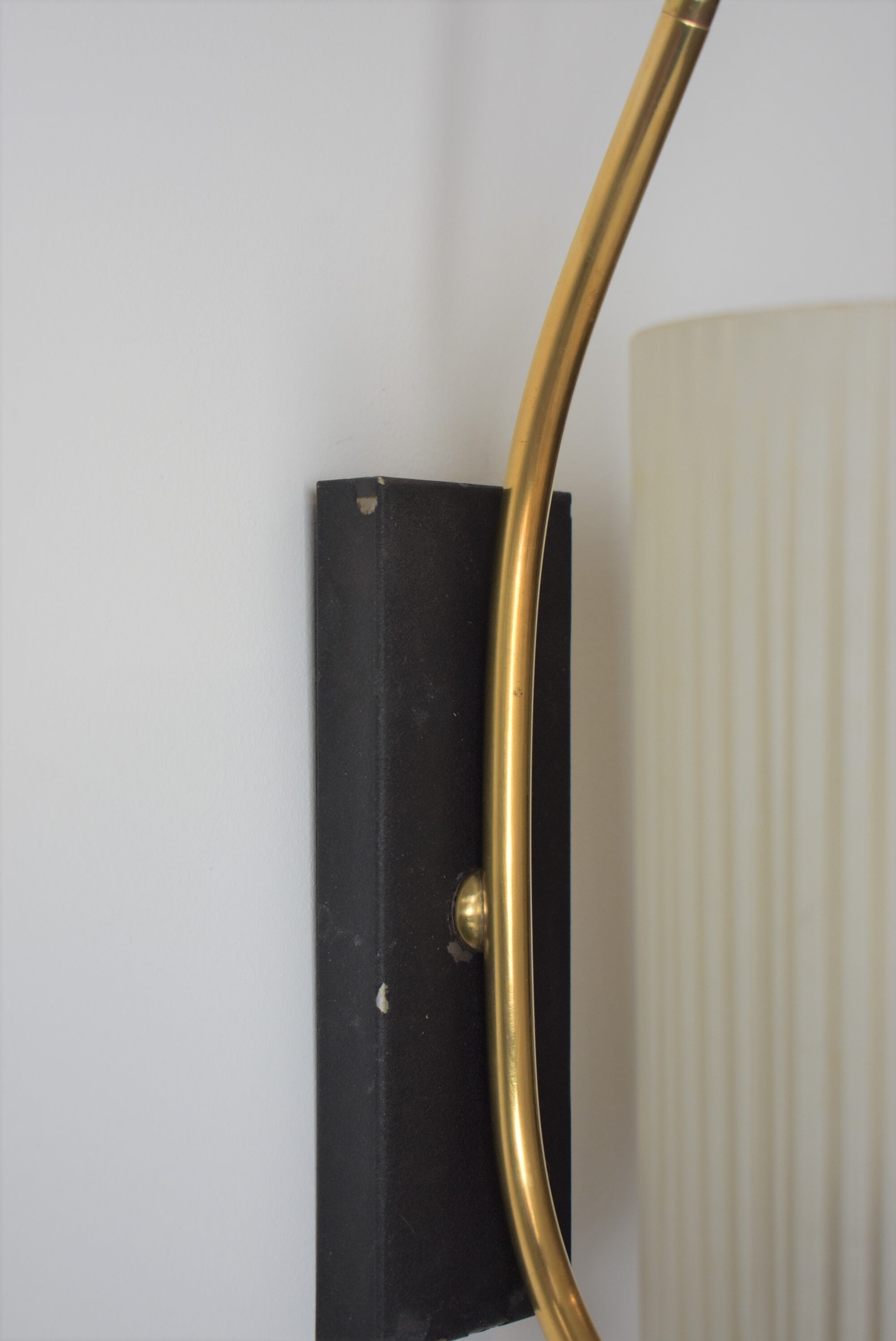 Vintage brass tip wall light