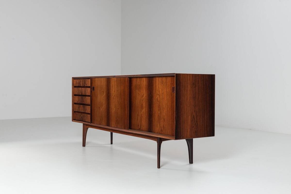 Buffet Erik Buch en palissandre Oddense Mobler Danemark 1960