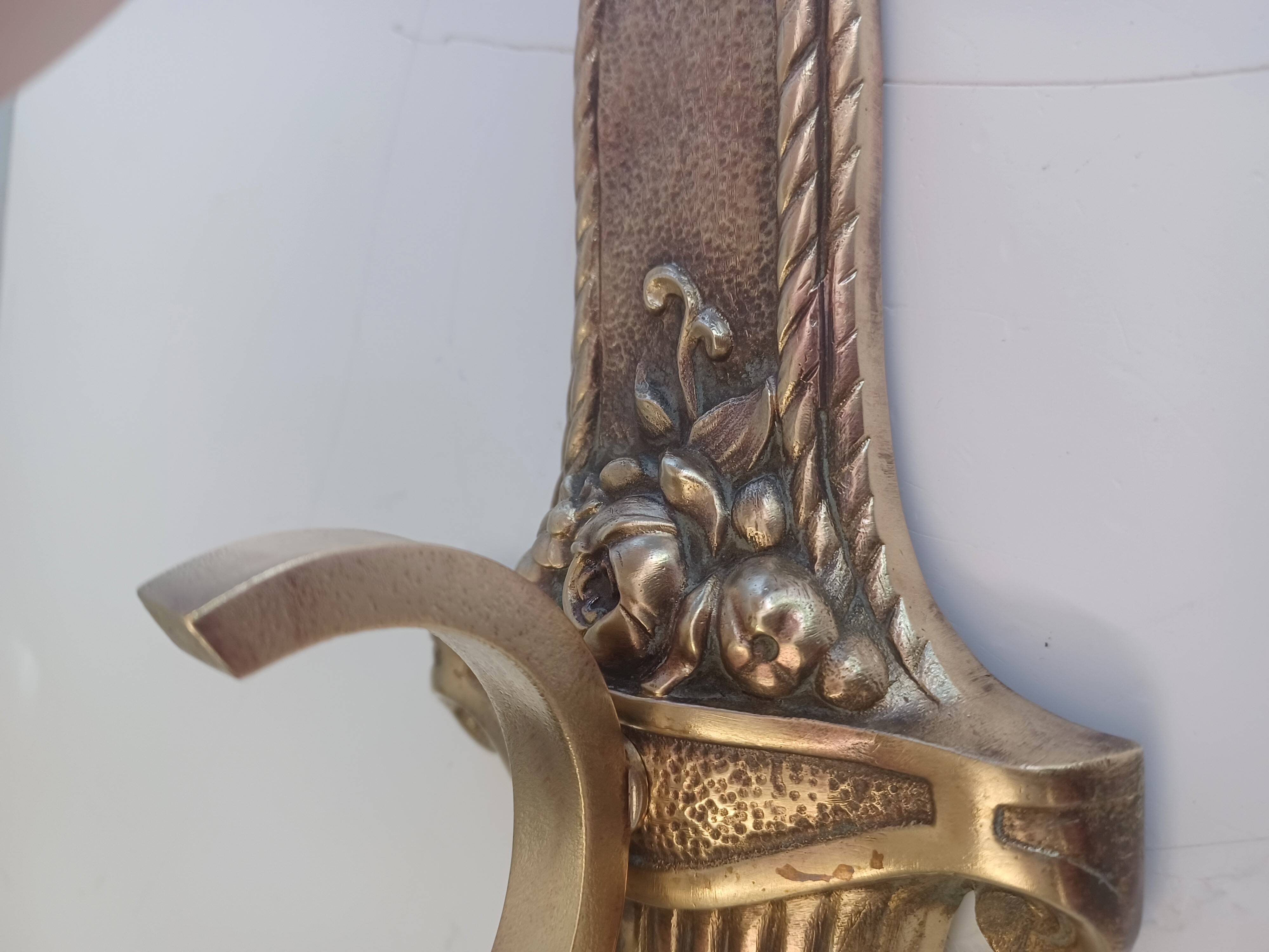 Ancienne applique art nouveau - Bronze et opaline