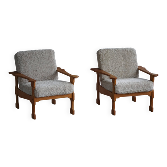 Modern Danish, Pair of Lounge Armchairs in Oak and Lambswool, Henning Kjærnulf, 1960s