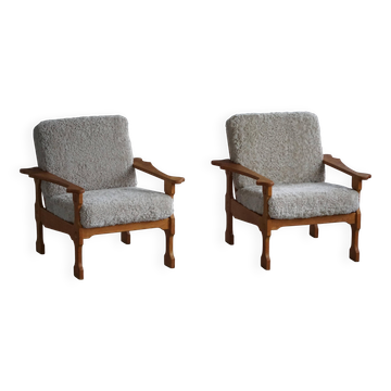 Modern Danish, Pair of Lounge Armchairs in Oak and Lambswool, Henning Kjærnulf, 1960s