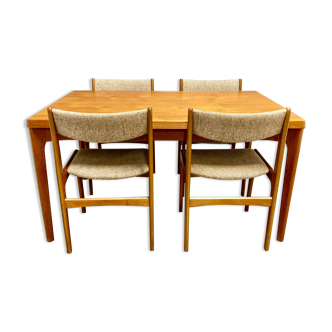 Set table and chairs Scandinavian design 1950.