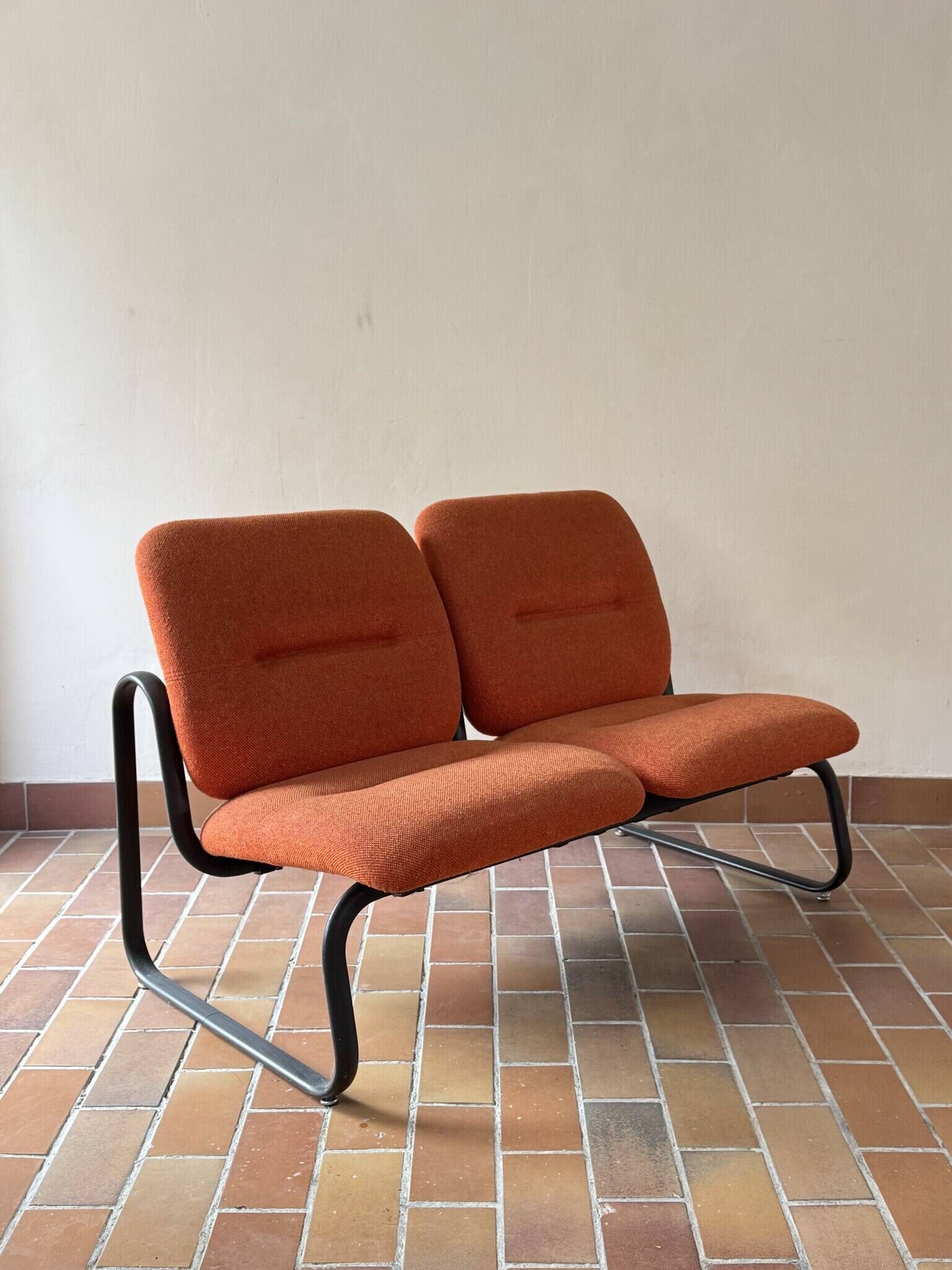 Strafor 2-seater bench, orange wool and sled base, 1970s.