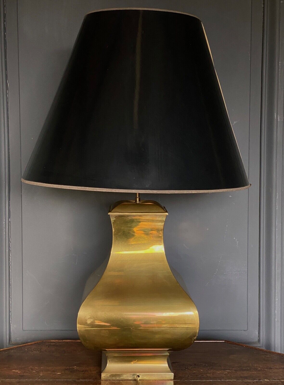 Bronze lamp 1970