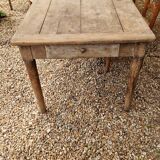 Chene farmhouse table