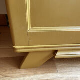 Vintage Parisian wardrobe