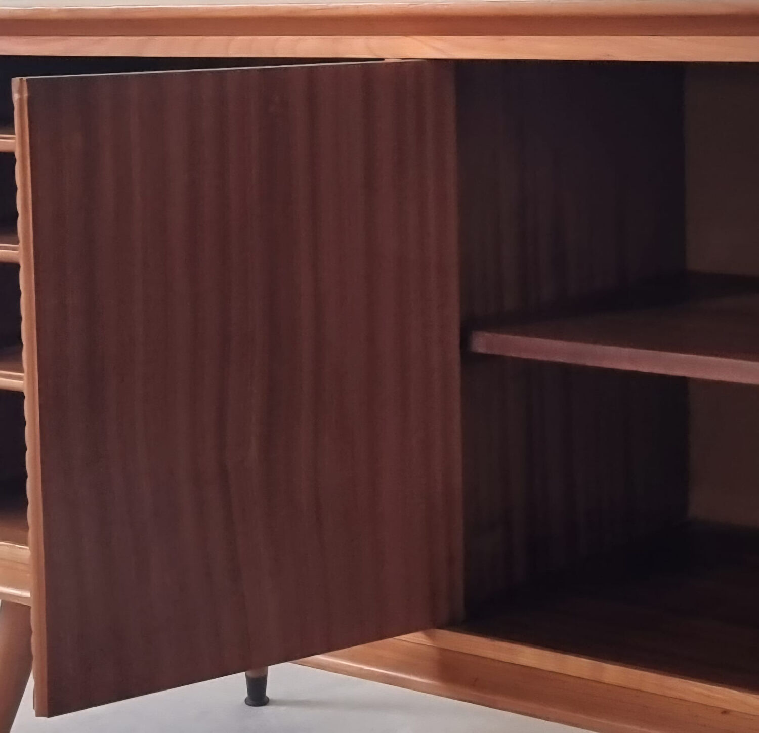 Buffet du milieu du siècle