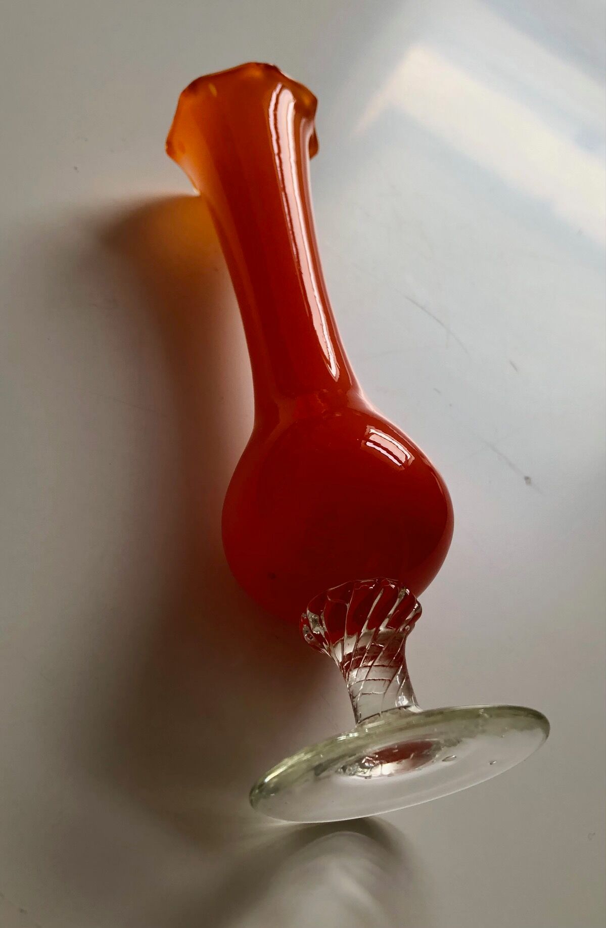 Soliflore in orange glass