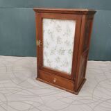 Wall window / medicine cabinet