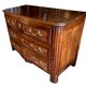 Commode en noyer Régence poignées aux chinois XVIIIe siècle