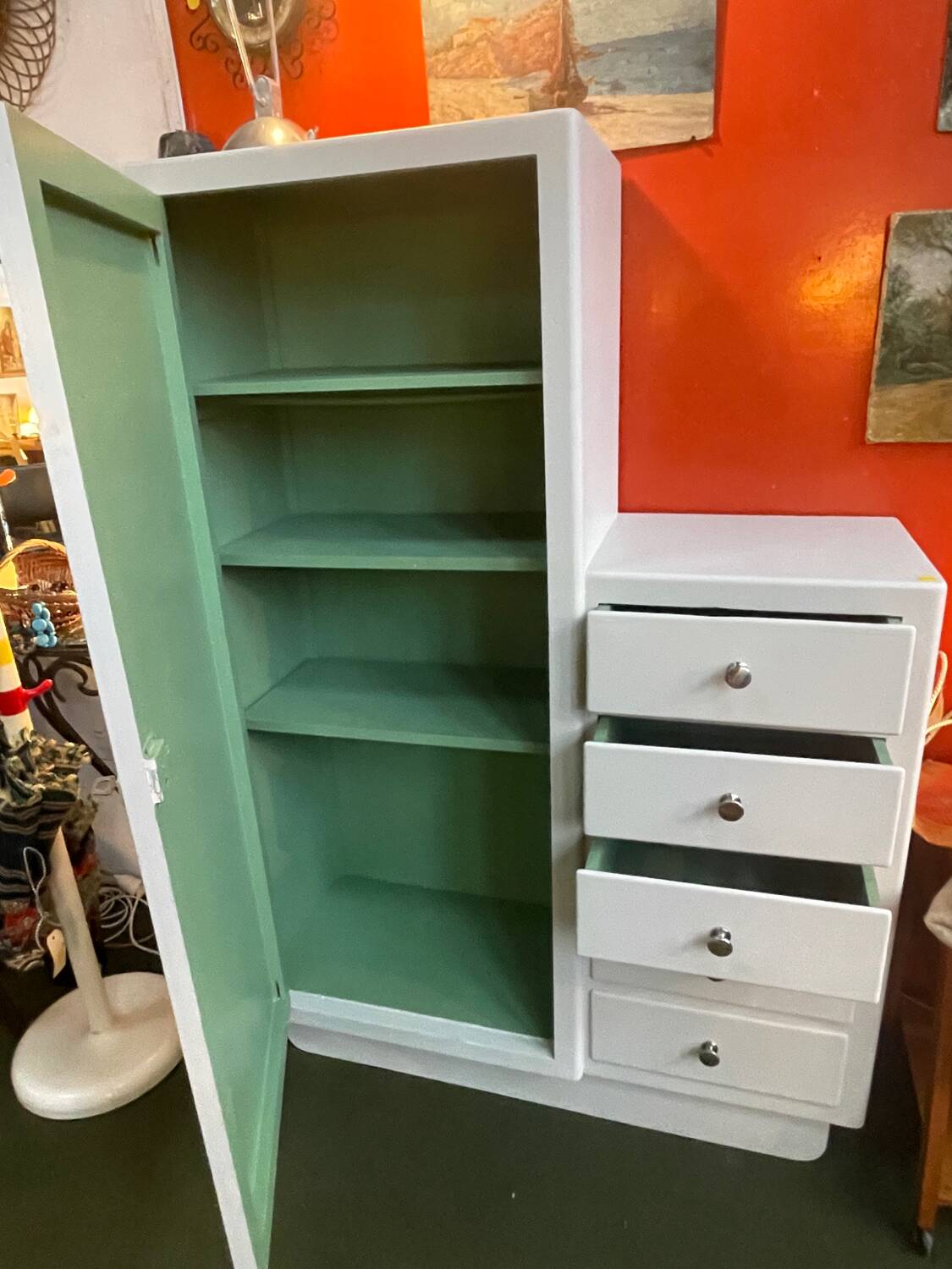 Armoire asymétrique bois