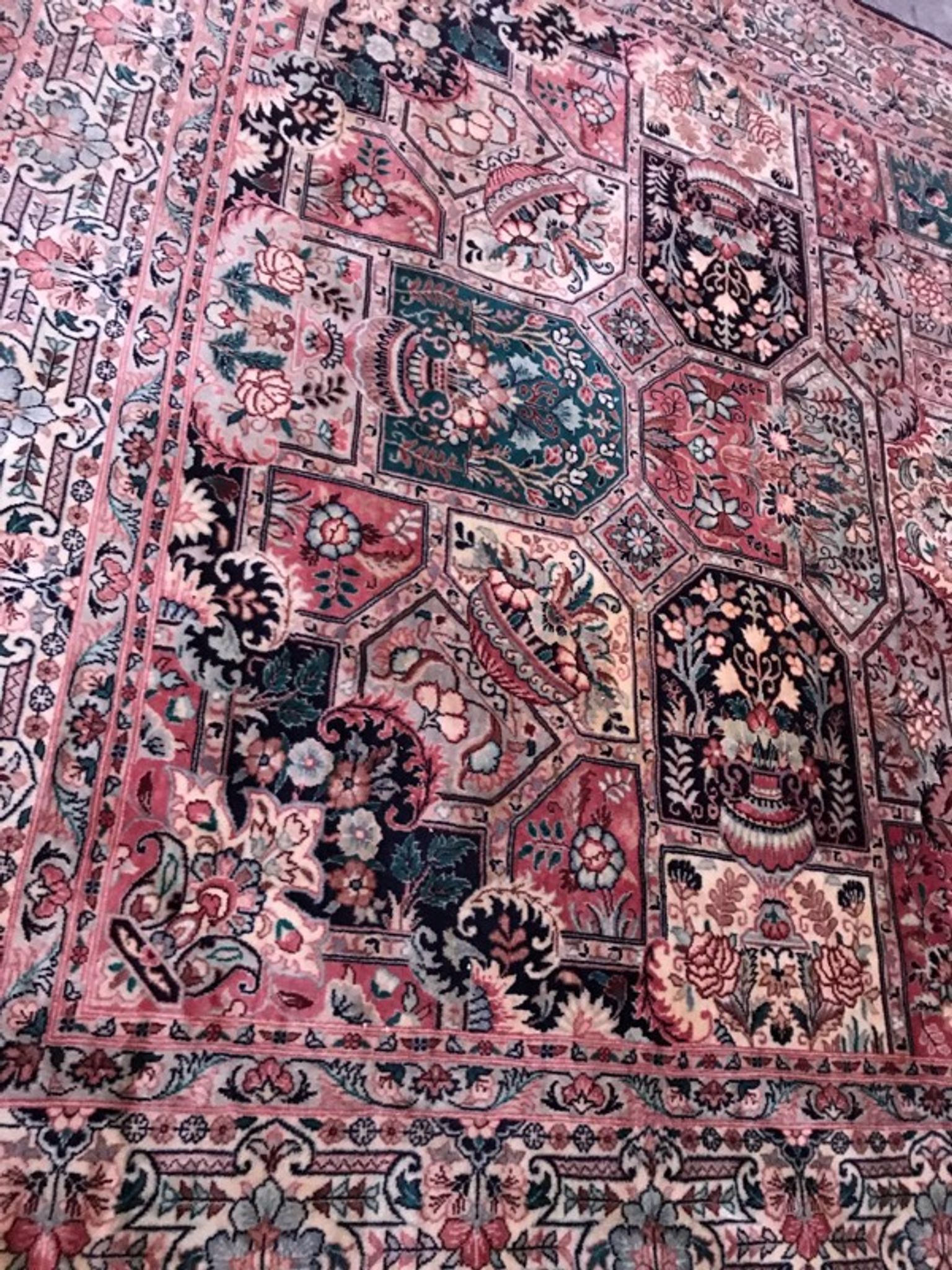 Punjab rug handmade 188 x 285 cm