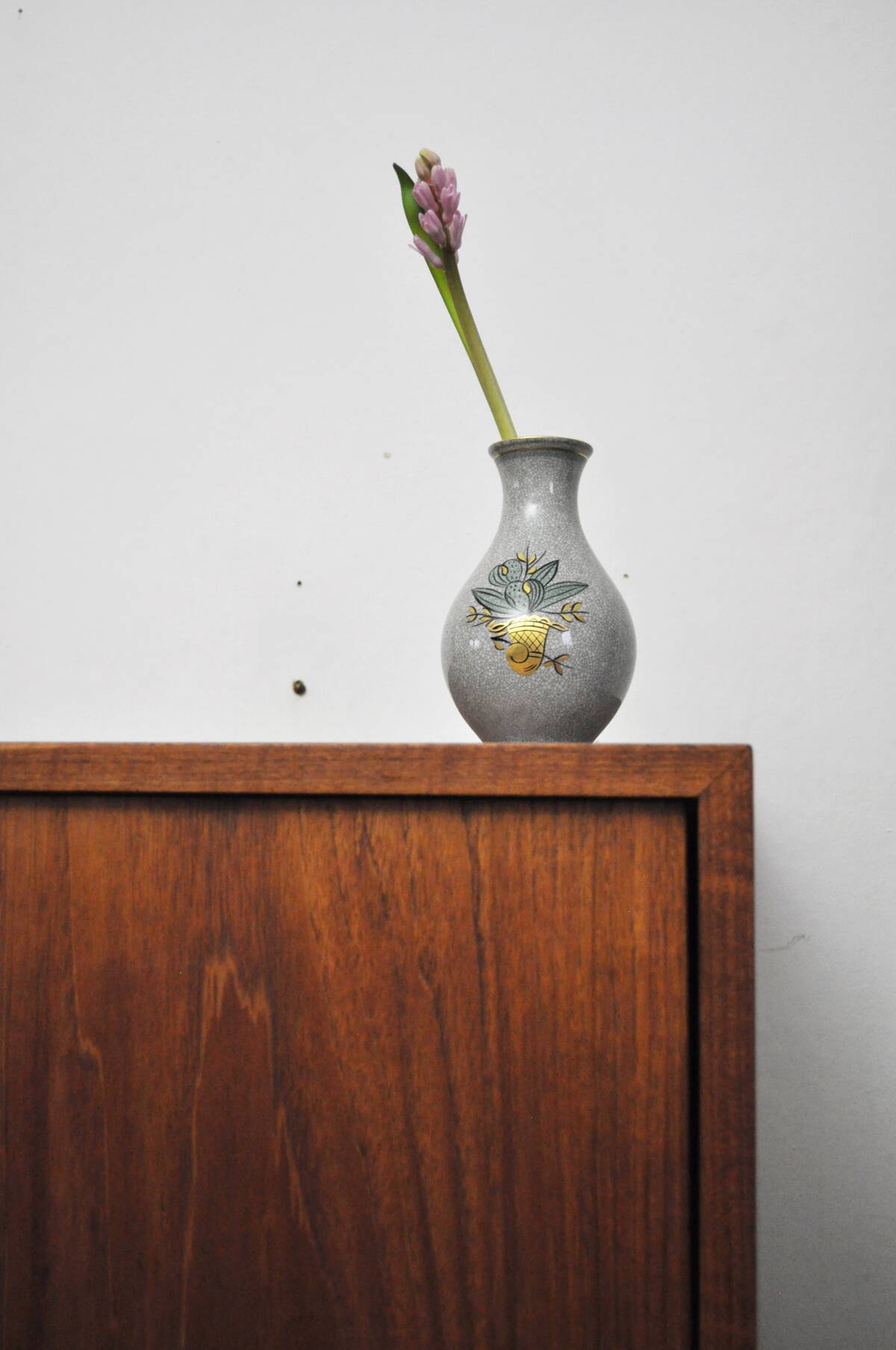 Craquele glaze porcelain Vase, gold and green on grey, Lyngby Porcelain, 1930s