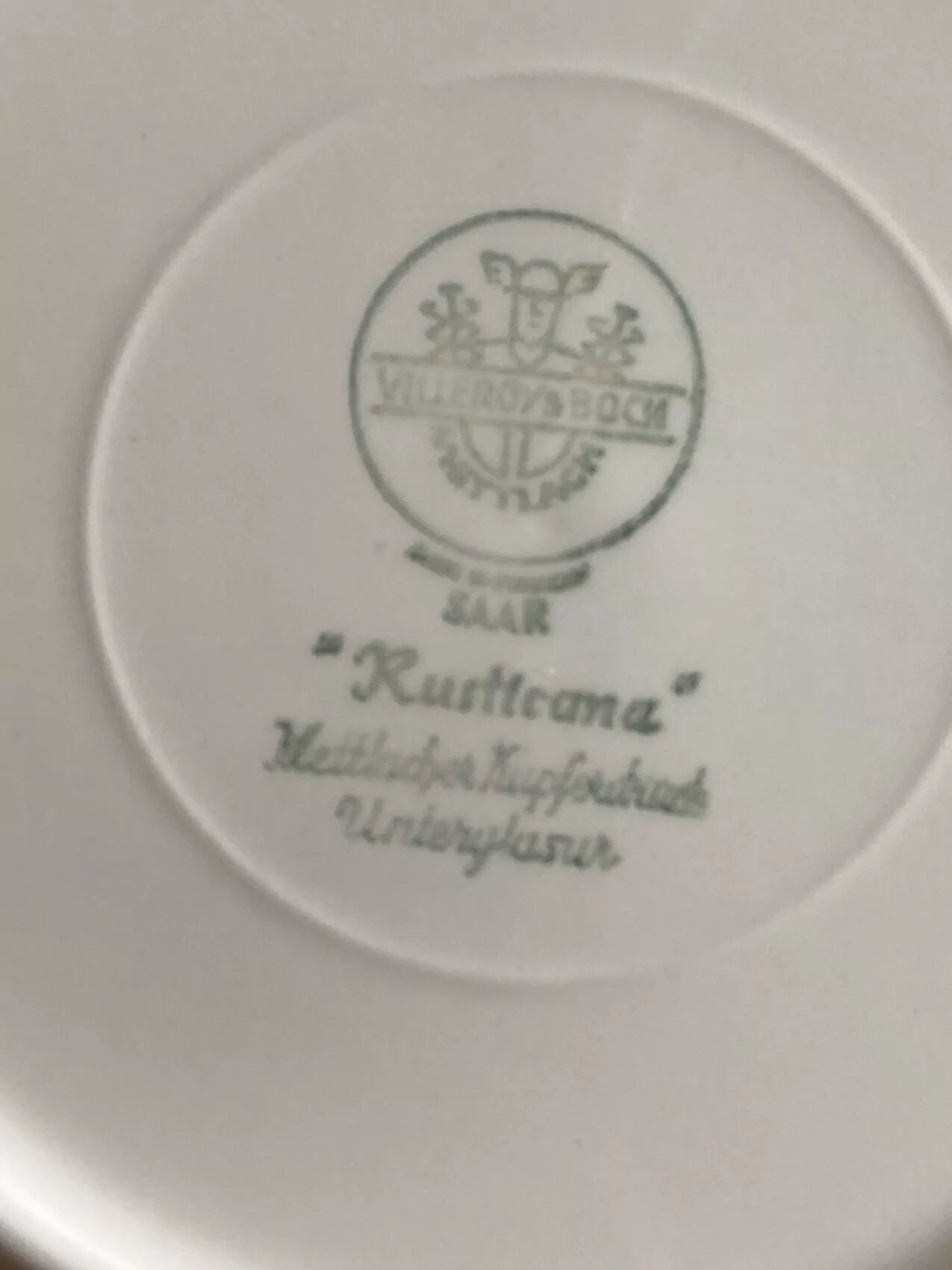 Set of twelve flat plates Villeroy & Boch – Rusticana, English cottage design, pink colour.