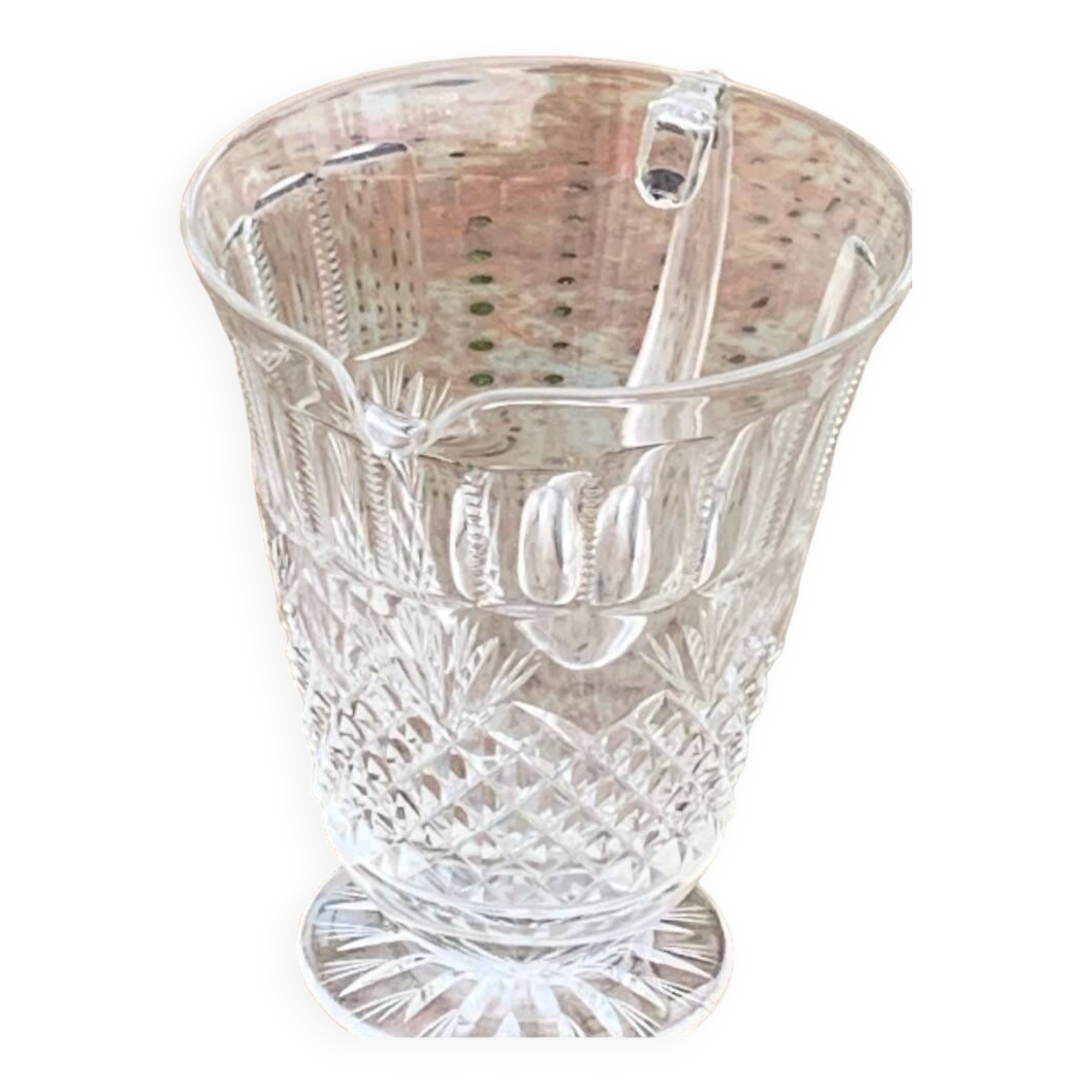 Carafe in transparent glass and crystal, chiseled, old pineapple pattern