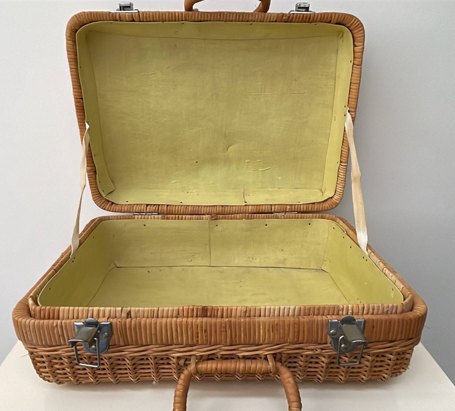 Small vintage rattan suitcase, bohemian spirit, 1960s-70s.