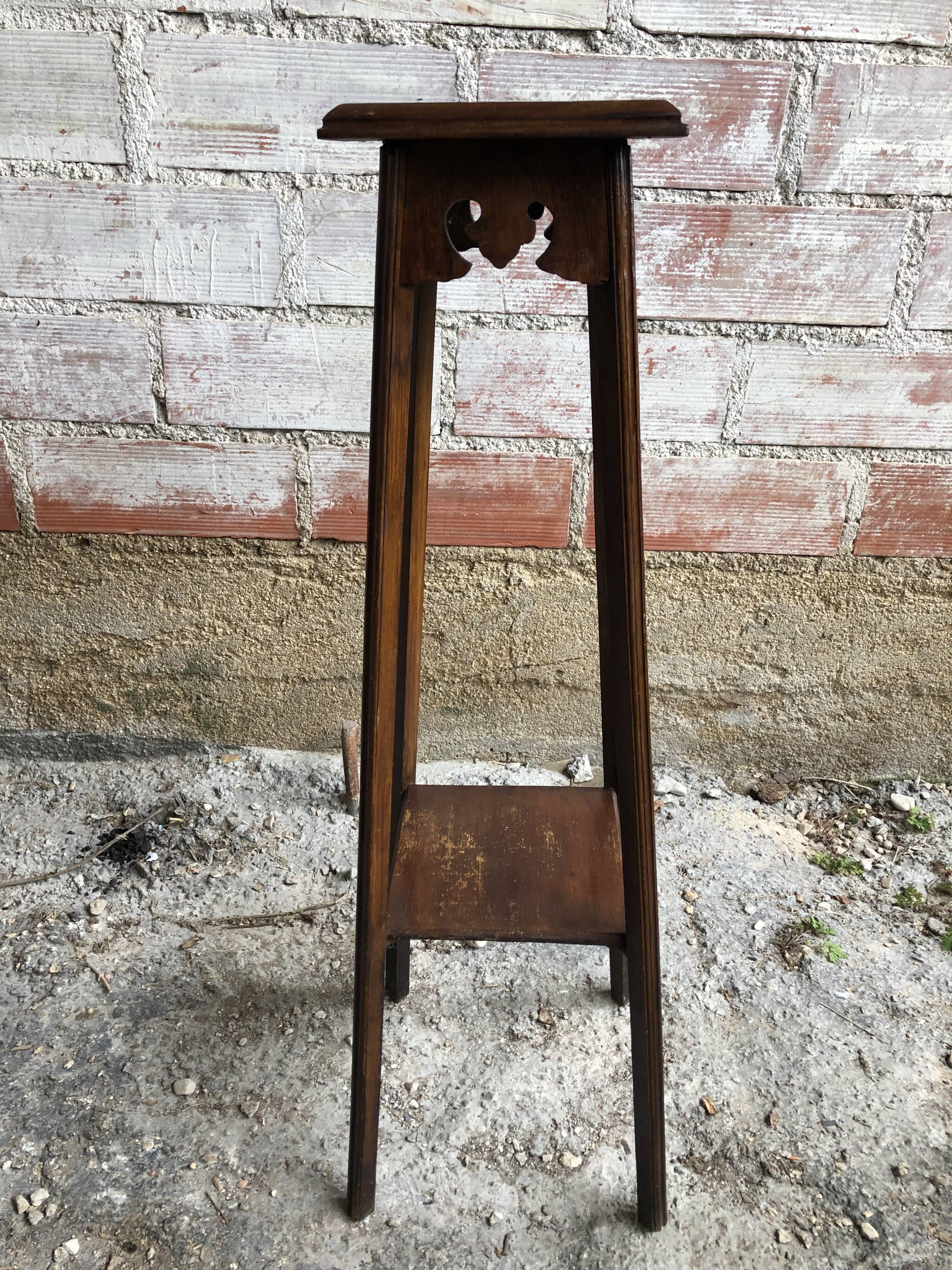 Sellette sculptée bois pieds compas vintage
