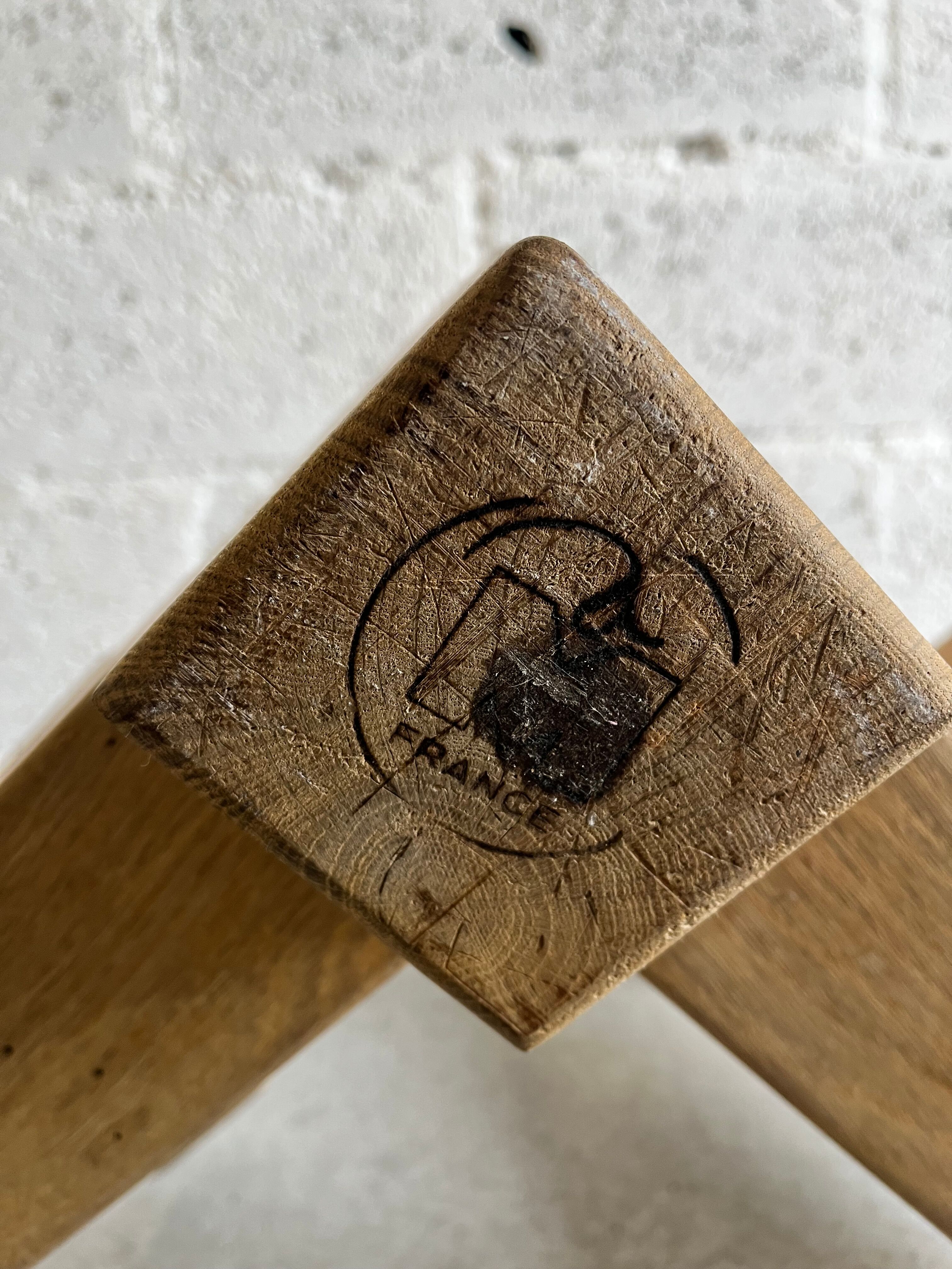 Display and plant holder in solid oak by Guillerme and Chambron for Votre Maison