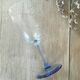 Verres striés à pied bleu