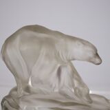 Empty Art Deco pocket with bears