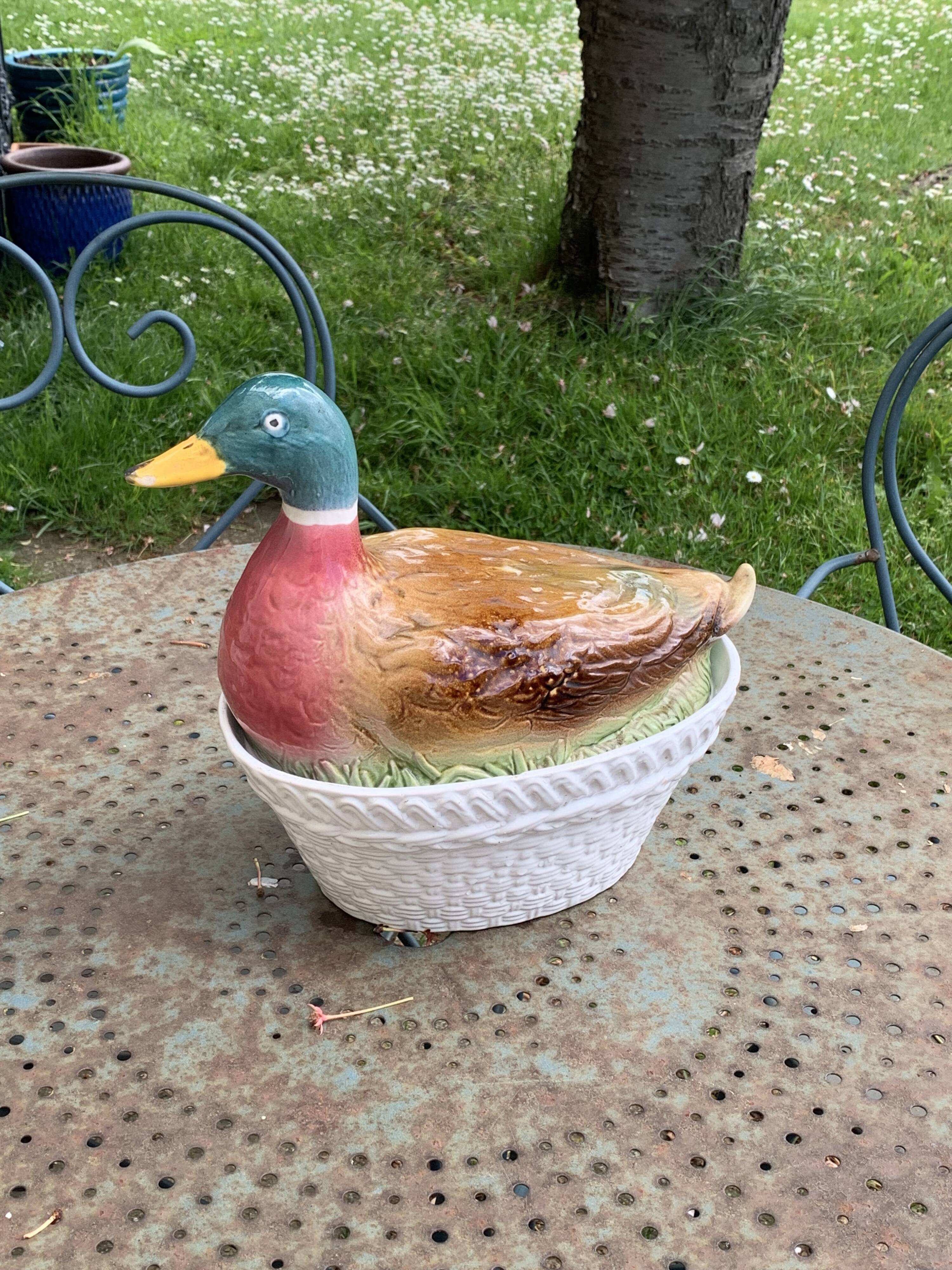 Charming Duck, slip, enameled ceramic terrine, white basket-shaped base and lid