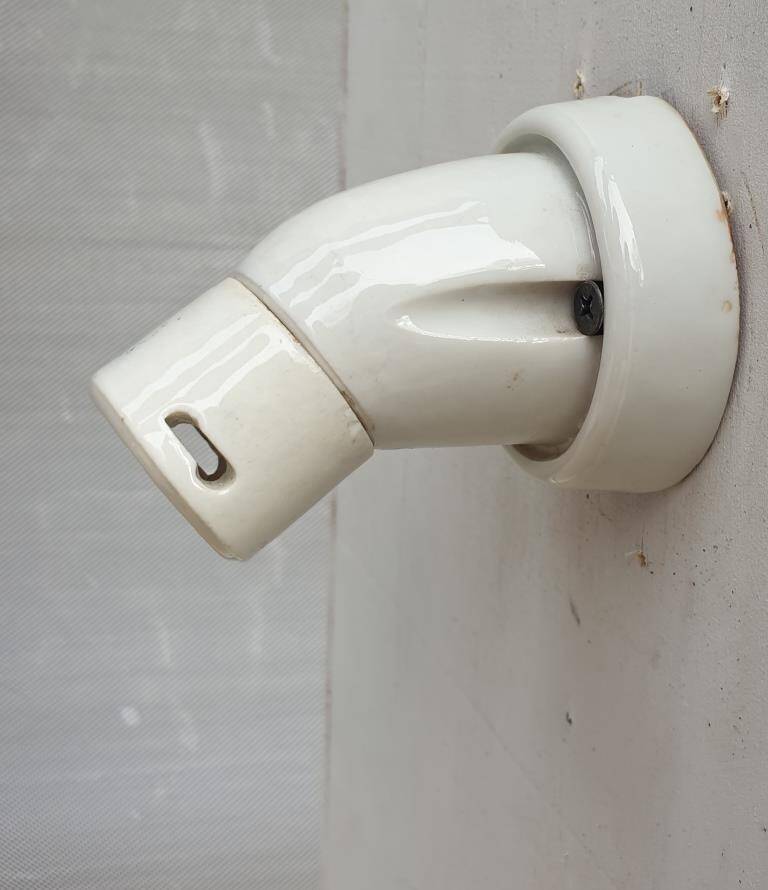 Minimalist elbow wall lamp Art Deco porcelain