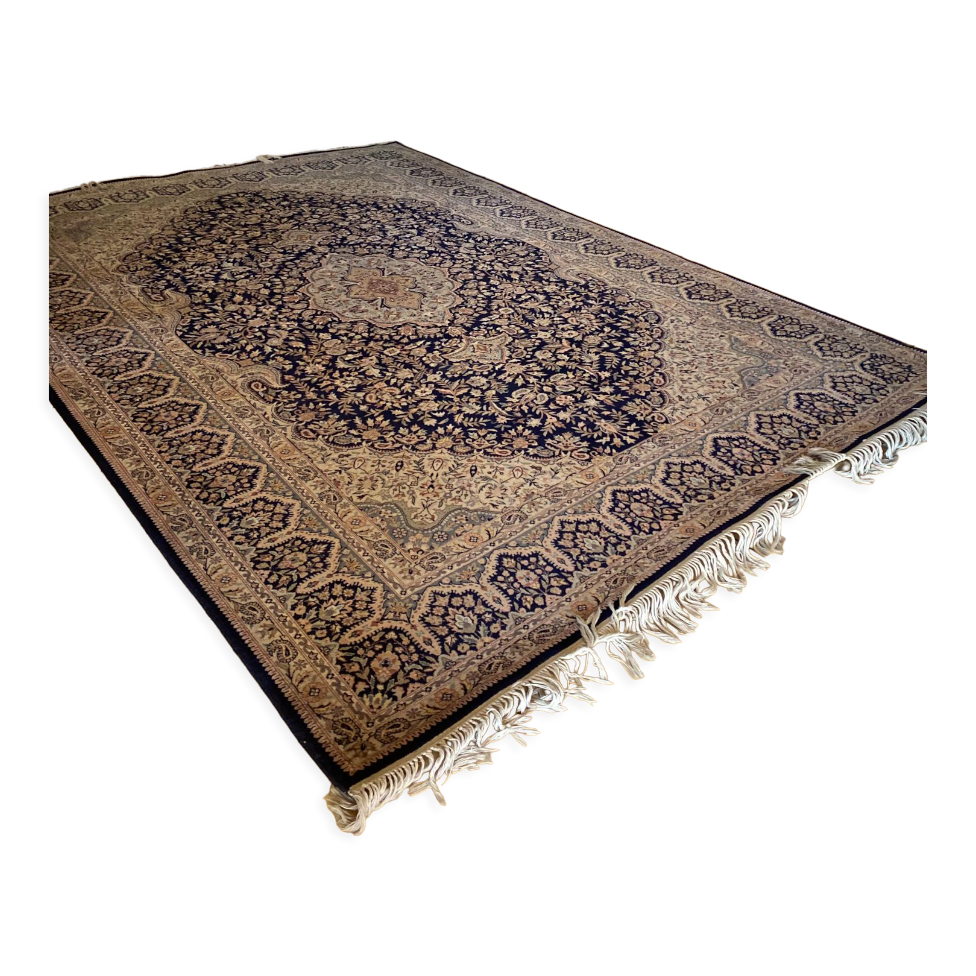 Carpet from Iran, 315x215 cm