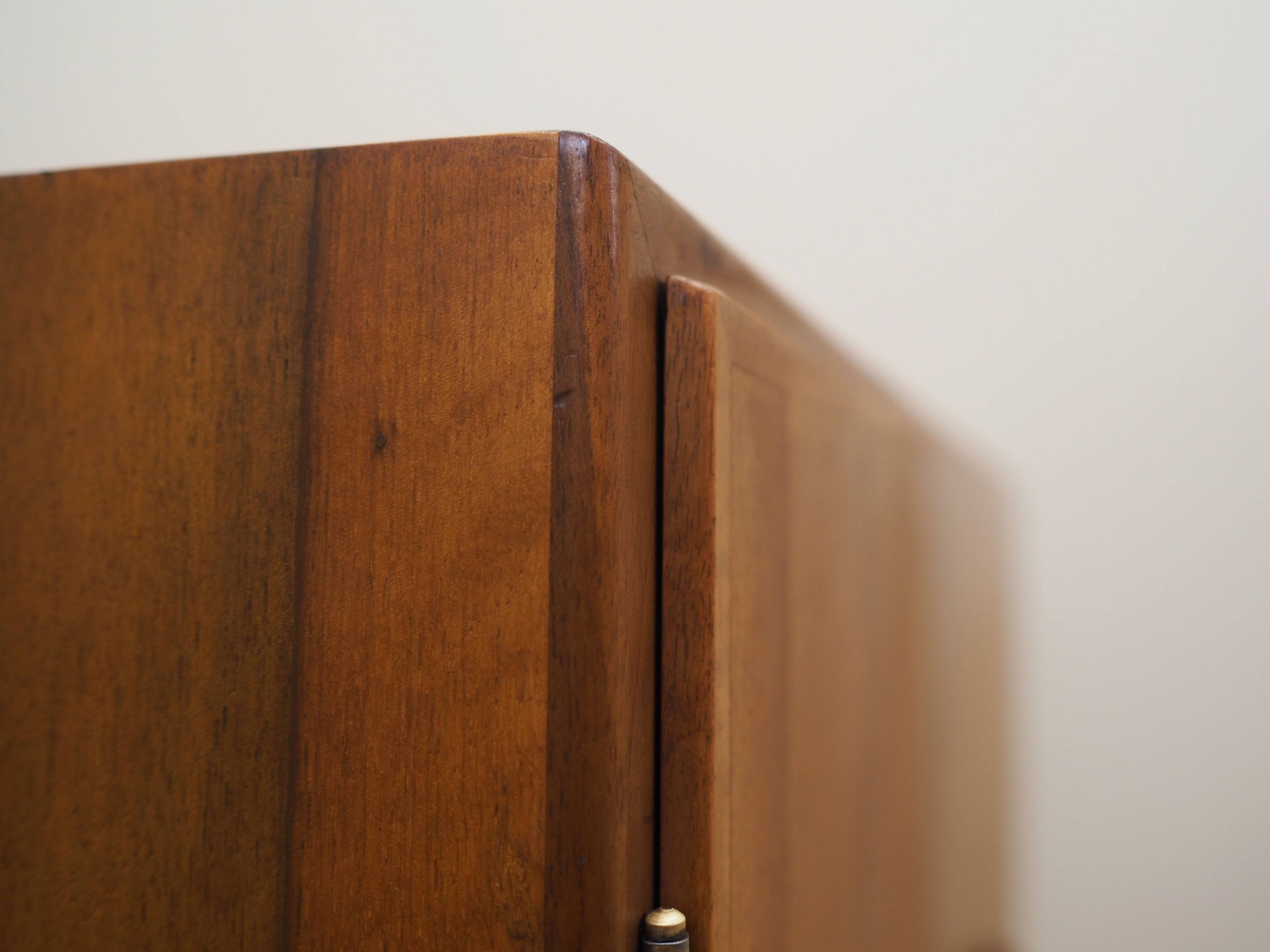 Walnut cabinet, Danish design, 1960s, designer: Børge Mogensen