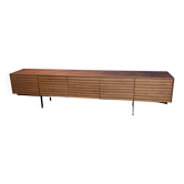 Large 3-metre sideboard in walnut by the manufacturer Punt Mobles.