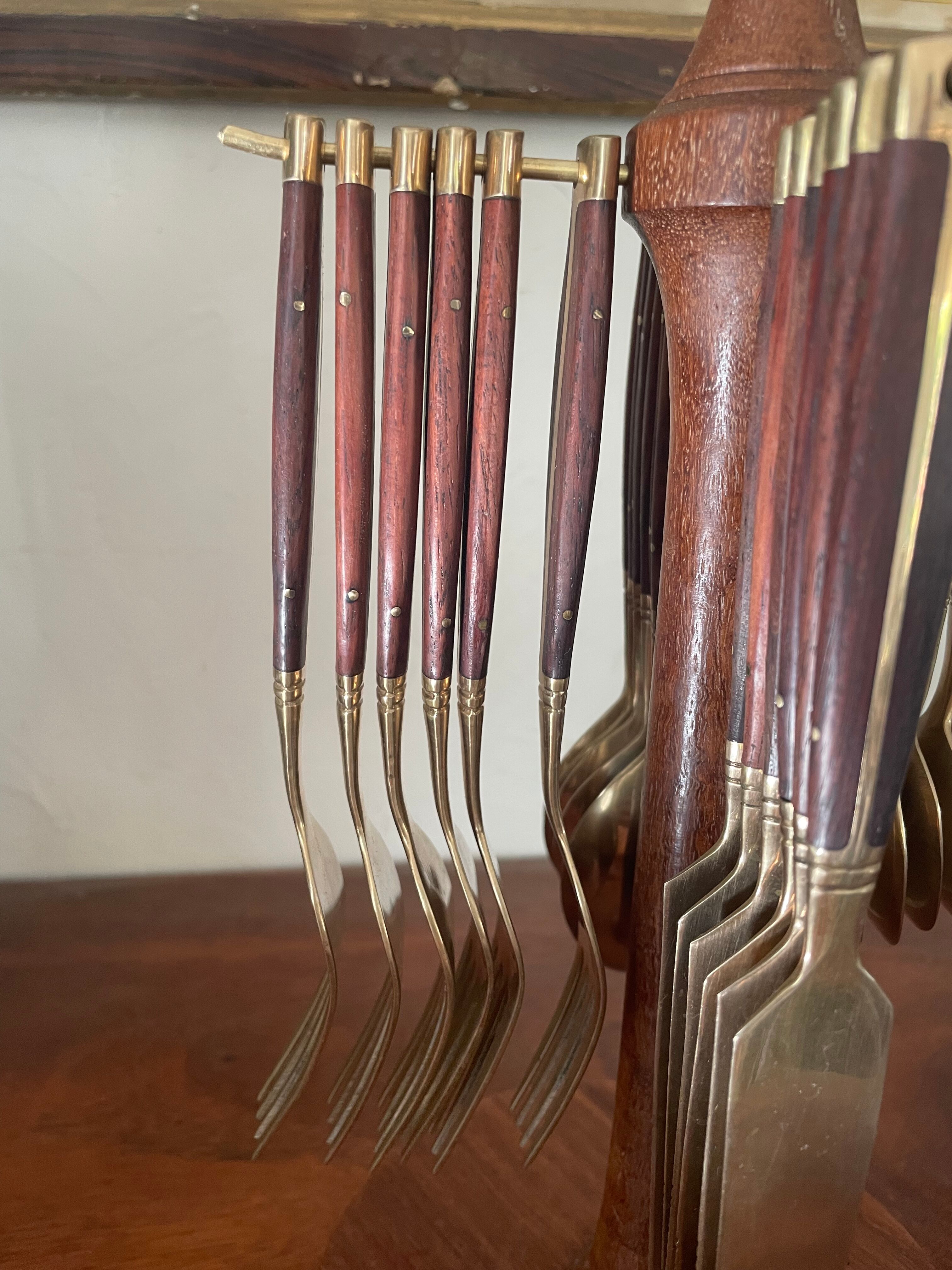 Cutlery in brass and rosewood 24pcs