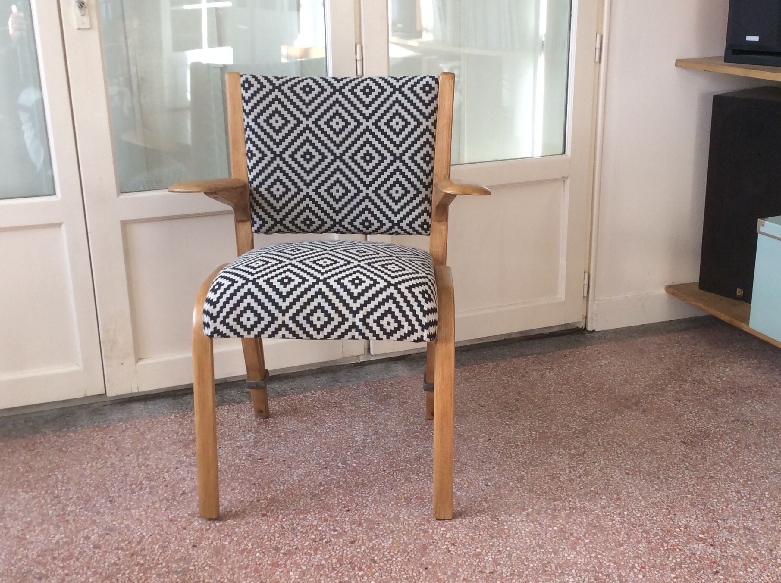 Fauteuil steiner bow wood restauré