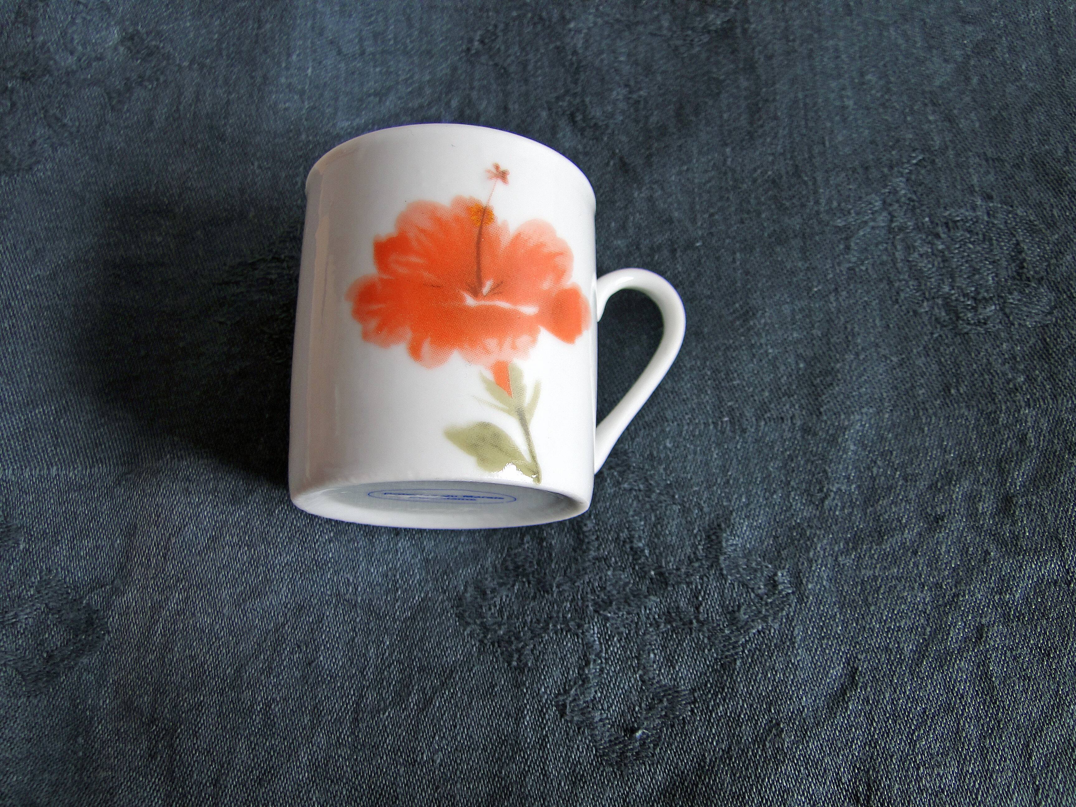 Coffee service 12 cups porcelain pattern poppy pottery of the Marais vintage 70s