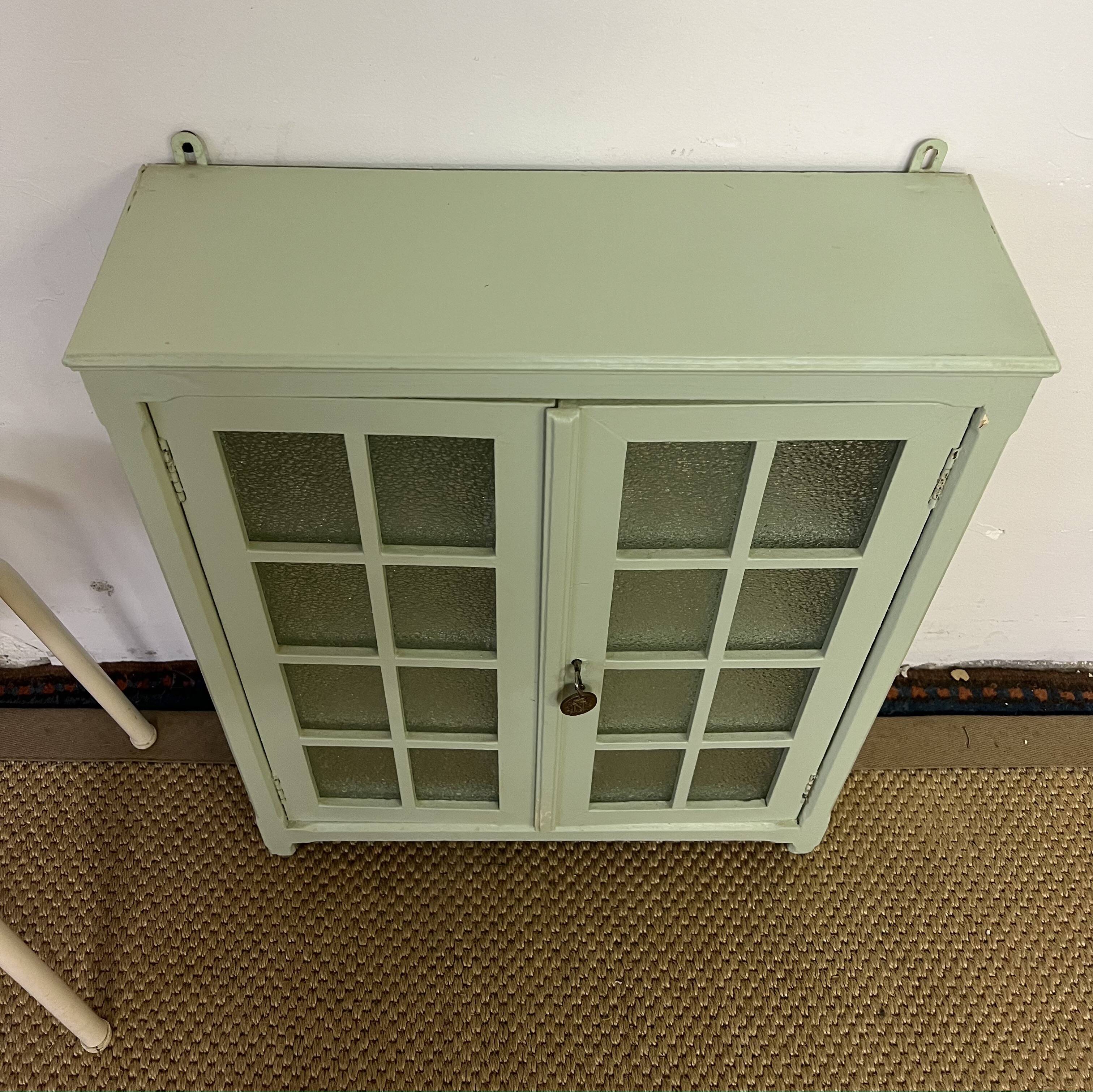 Small vintage medicine cabinet